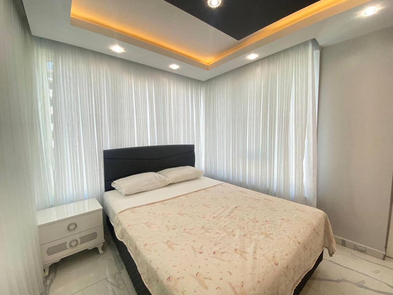 Sa Apartments! Beachfront Apartment With Sea View & Pool Аланя Екстериор снимка