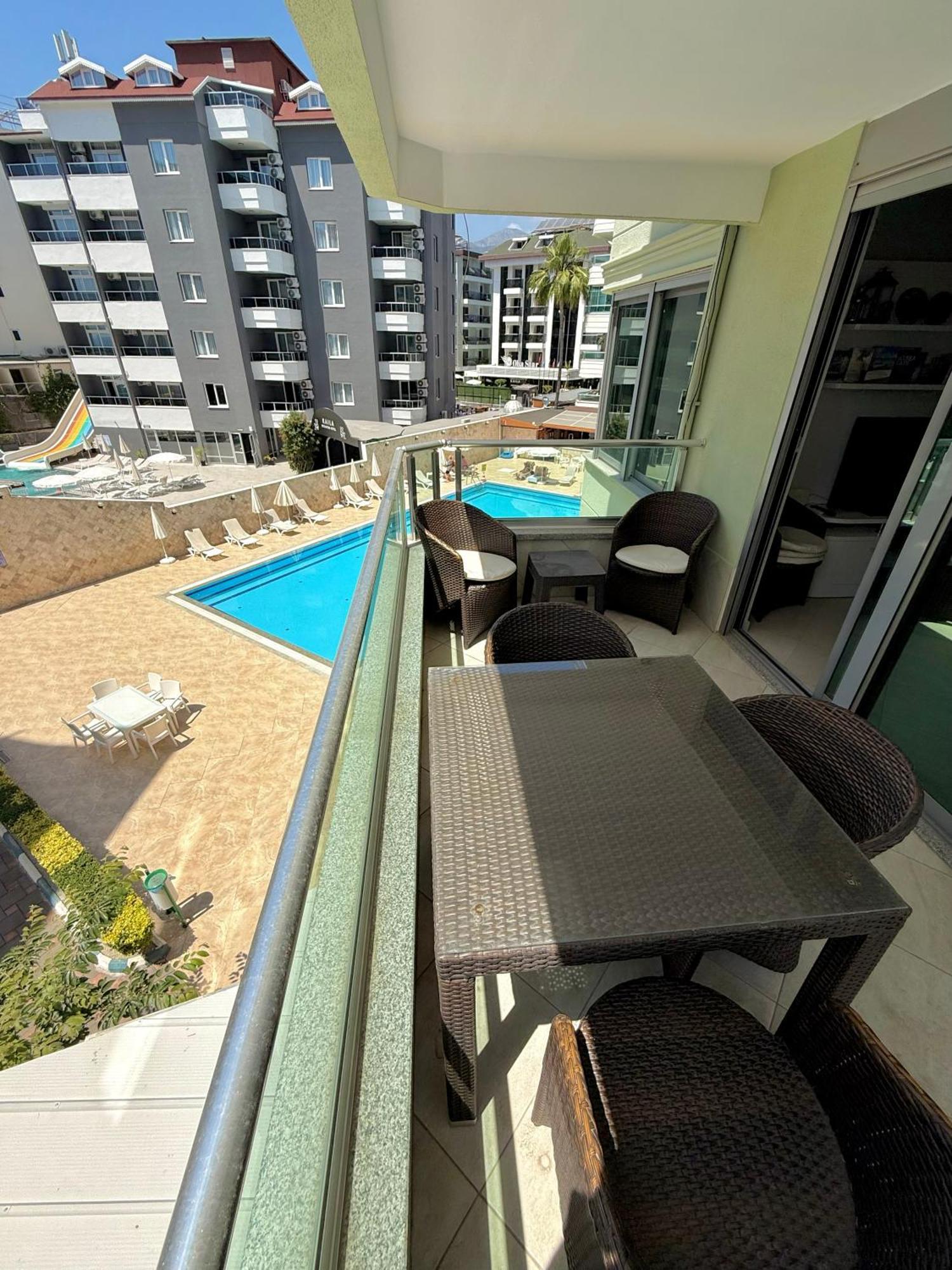 Sa Apartments! Beachfront Apartment With Sea View & Pool Аланя Екстериор снимка