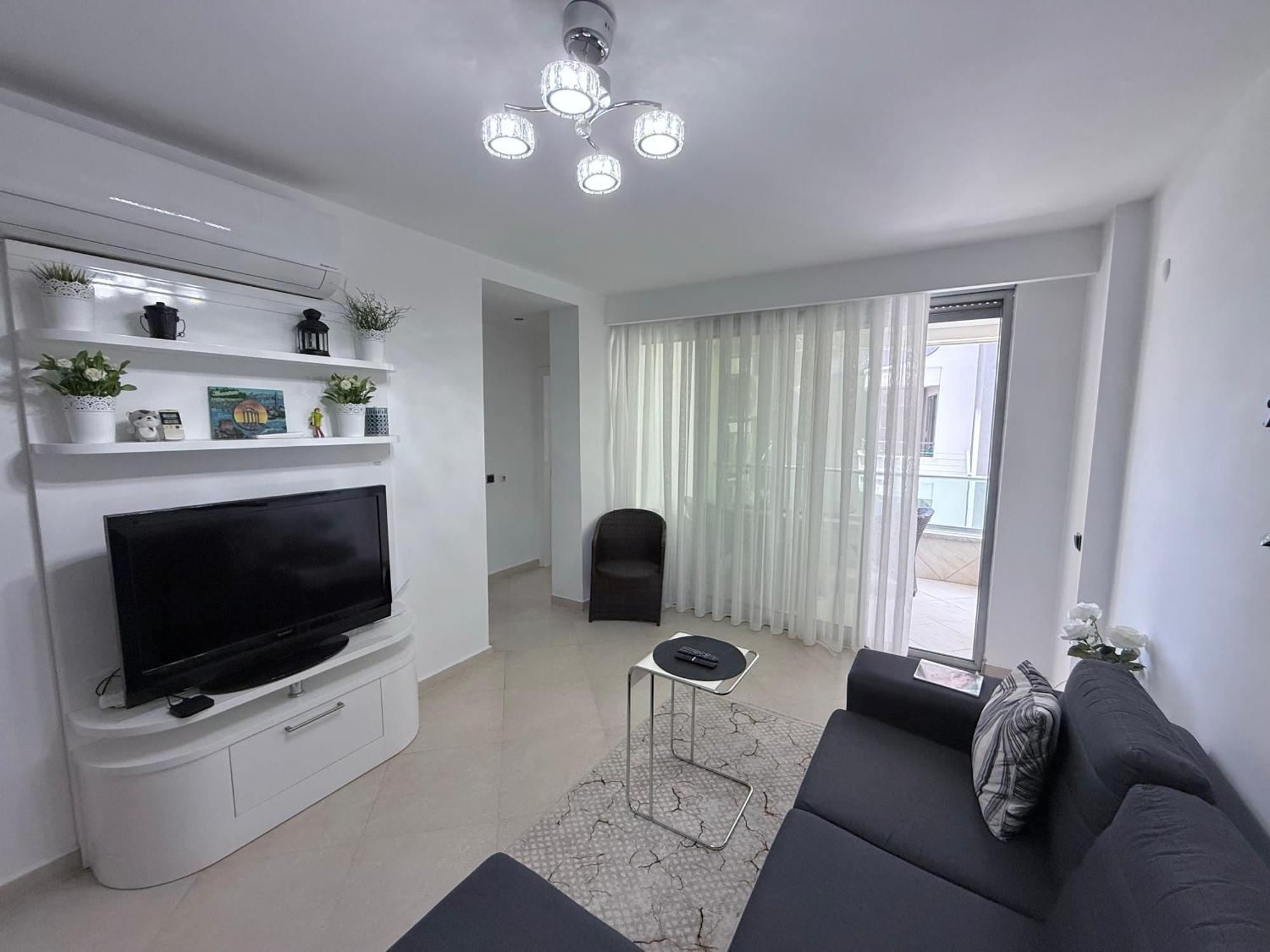 Sa Apartments! Beachfront Apartment With Sea View & Pool Аланя Екстериор снимка